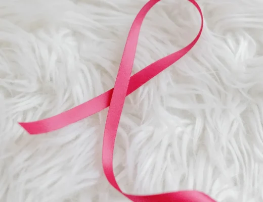 Ruban rose – Octobre Rose et sensibilisation au cancer du sein